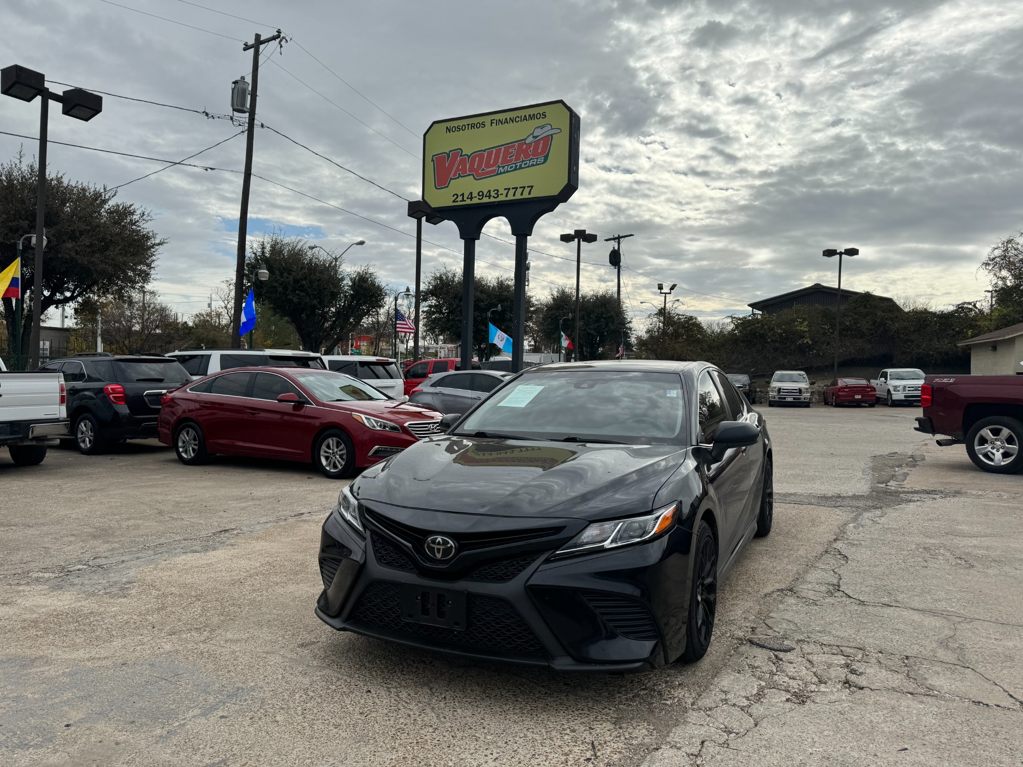 photo of 2019 Toyota Camry LE